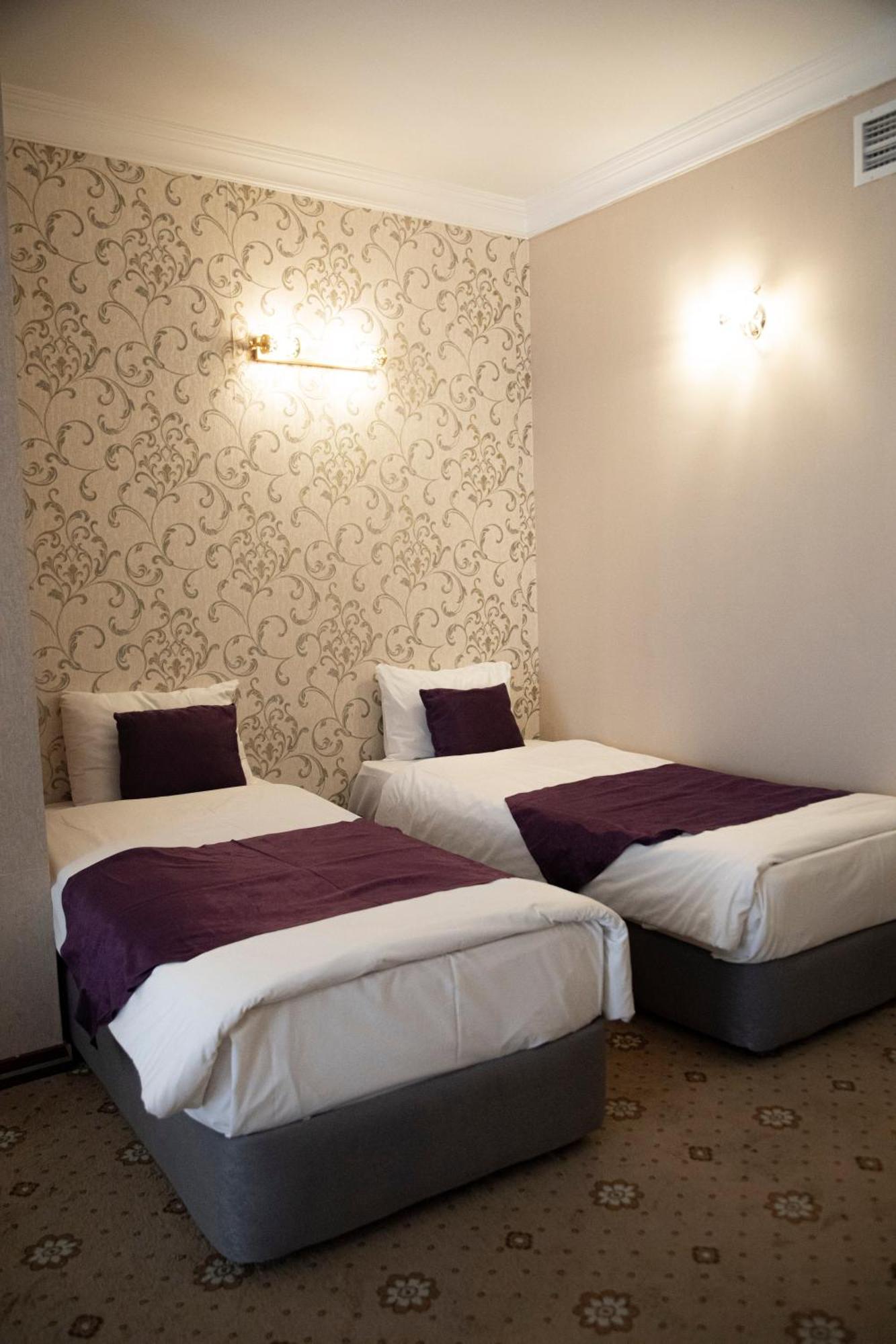 Capitol Hotel Баку Екстериор снимка